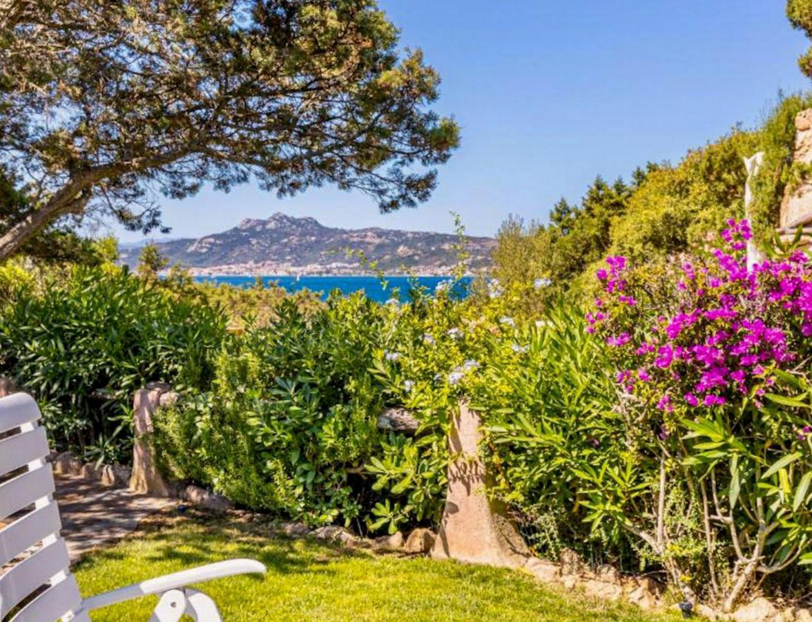 Villetta A Schiera Caprifogli Baja Sardinia Eksteriør bilde